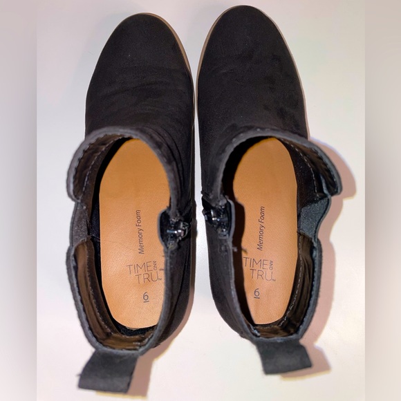 Time and Tru memory foam booties, in black - Picture 4 of 4